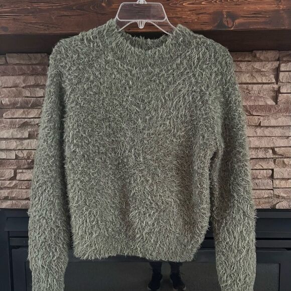 Pink Rose Eyelash Crew Neck Olive Green Long Sleeve Soft Cozycore Sweater SZ XS - Picture 1 of 9